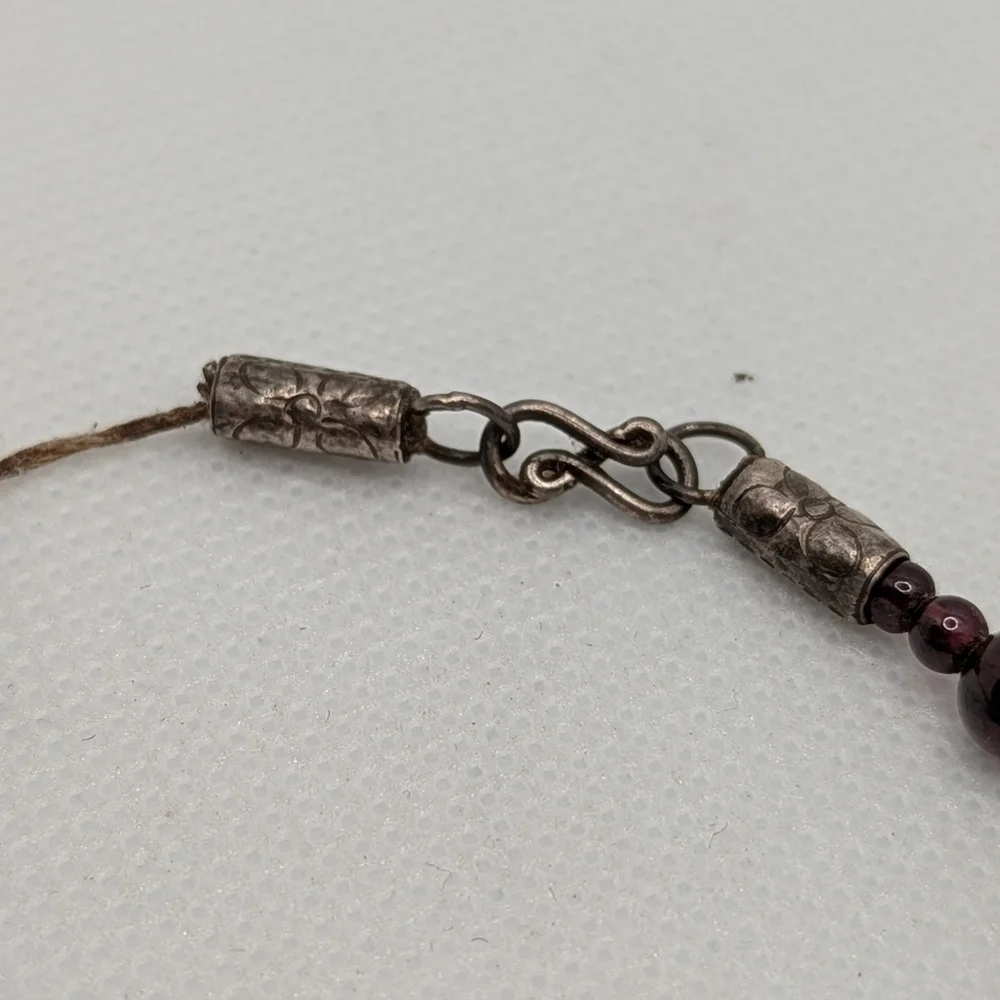✨ Garnet Beaded Bracelet With Sterling Silver ✨ - Picture 3 of 5